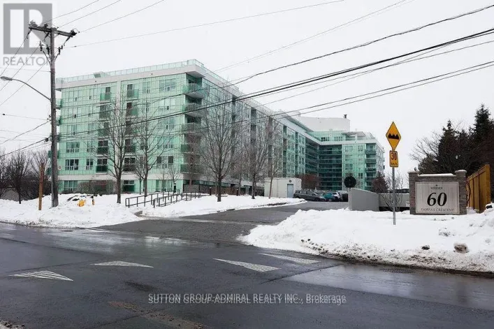 409 - 60 FAIRFAX CRESCENT, Toronto