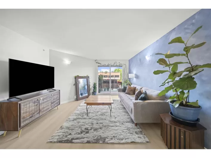 409 6960 120 STREET, Surrey