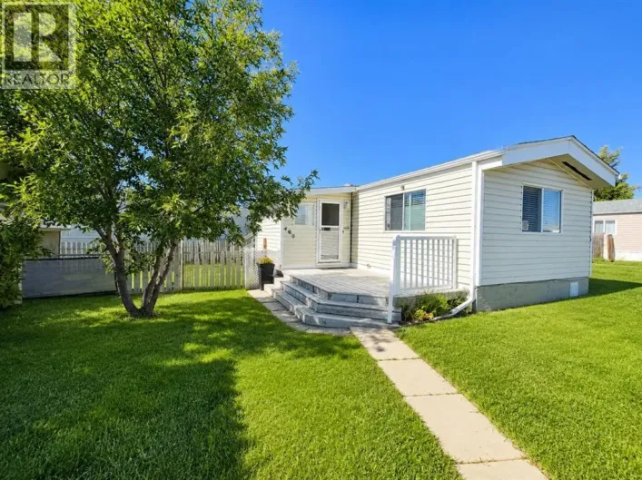 409 7 Avenue, Beaverlodge