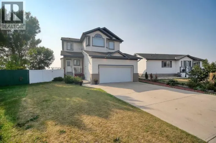 409 9 Street, Beiseker