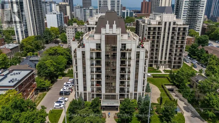 409 - 90 CHARLTON AVENUE W, Hamilton