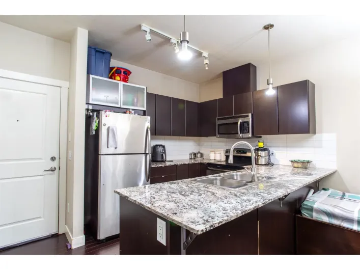 409 9655 KING GEORGE BOULEVARD, Surrey