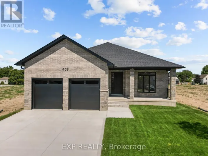 409 ONTARIO STREET, Warwick