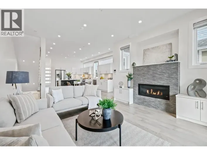 409 W KEITH ROAD, North Vancouver
