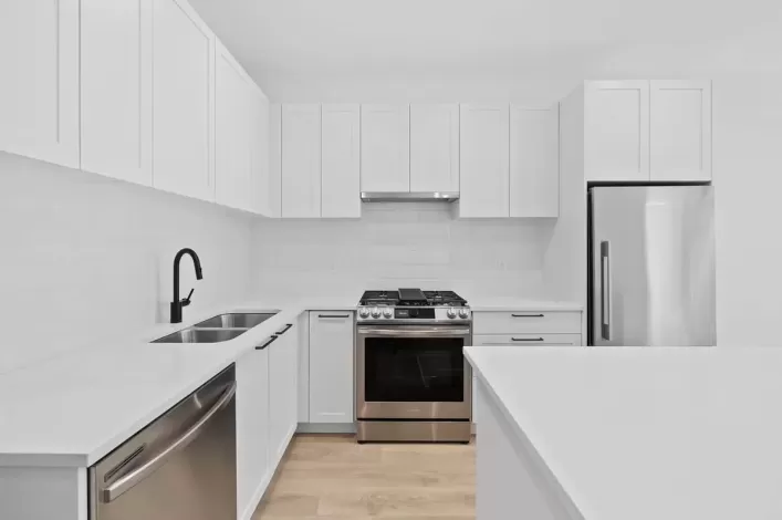 40X 5415 BRYDON CRESCENT, Langley