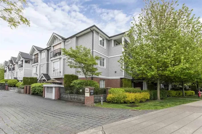 41 13239 OLD YALE ROAD, Surrey