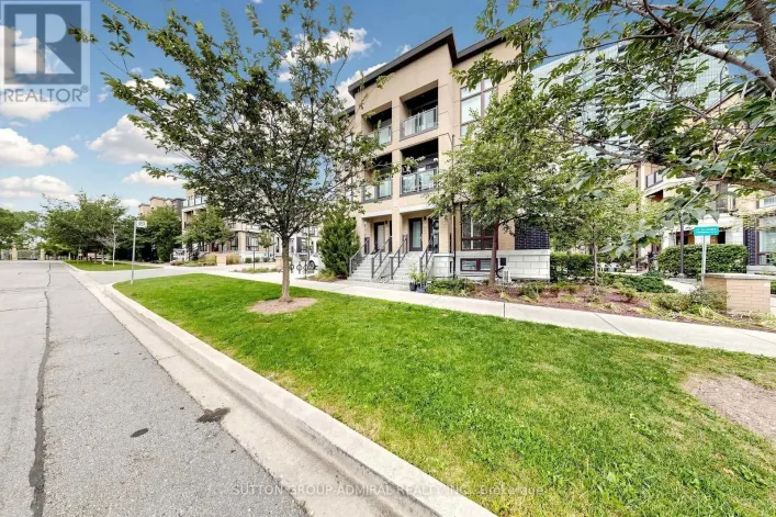 41 - 19 ELDORA AVENUE, Toronto