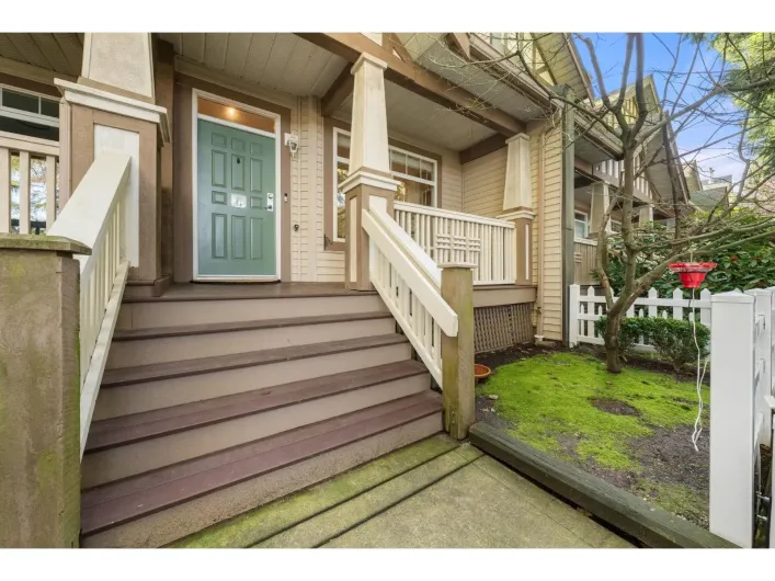 41 2678 KING GEORGE BOULEVARD, Surrey