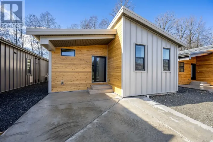 41 3025 Royston Rd, Cumberland