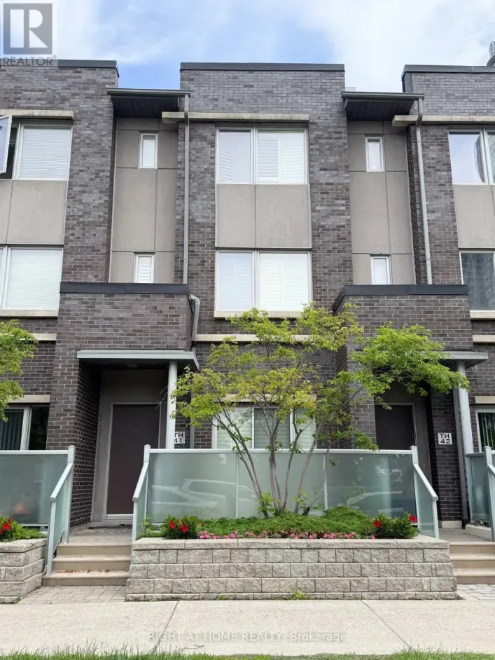 41 - 330 VILLAGE GREEN SQUARE, Toronto