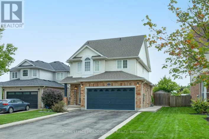 41 BEARDMORE CRESCENT, Halton Hills