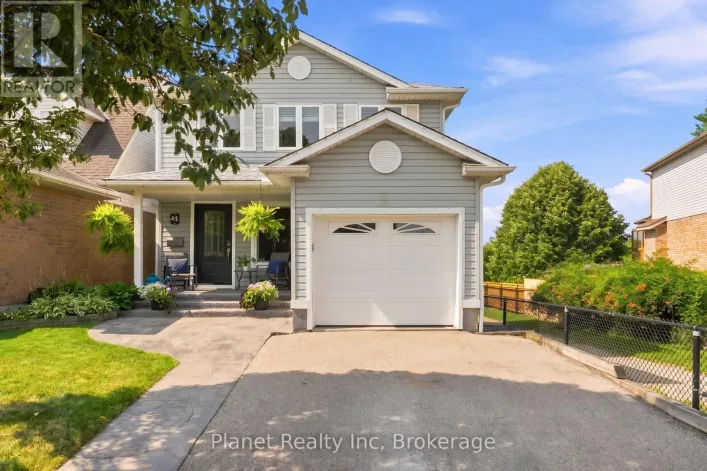 41 BOULDER CRESCENT, Guelph
