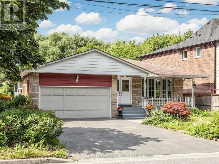 House for sale: 41 BURNVIEW CRESCENT, Toronto