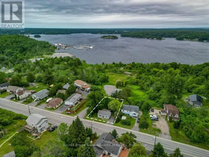 41 EMILY STREET, Parry Sound