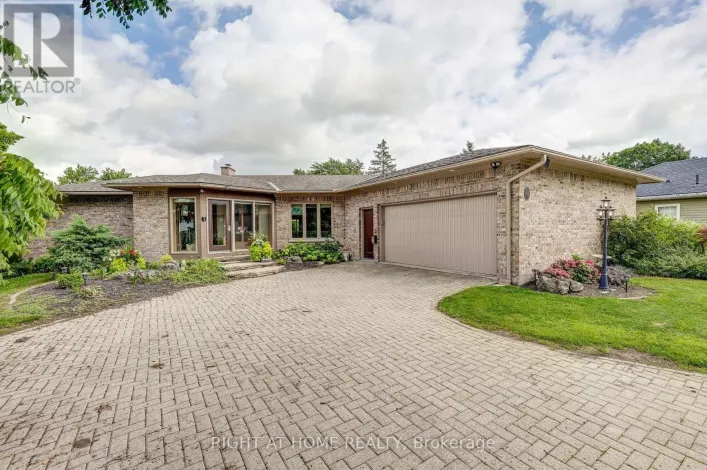 41 GOSHEN STREET S, Bluewater