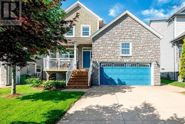 41 Hollyhock Way, Bedford