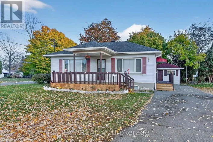 41 HWY 5 W STREET, South Dundas