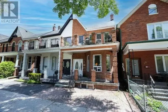 41 LAKEVIEW AVENUE, Toronto