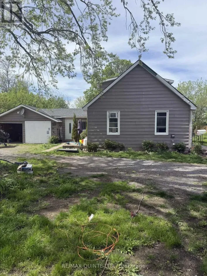 41 LANE CRESCENT, Belleville