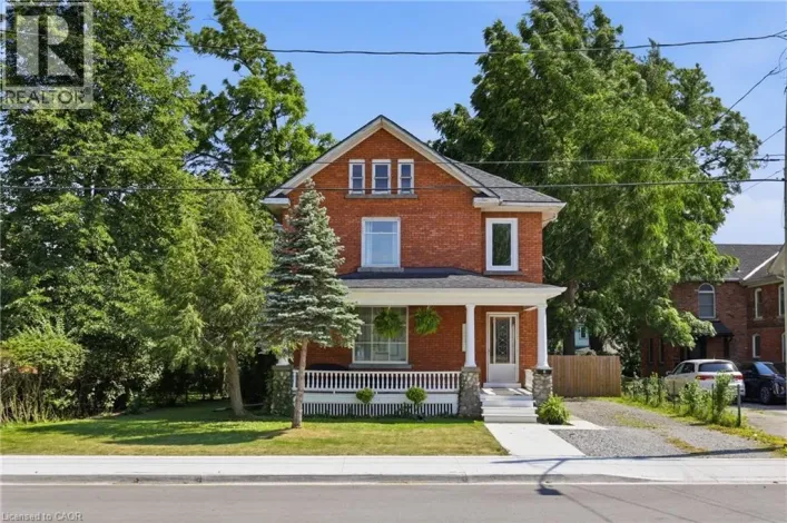 House for sale: 41 MAPLE Avenue, Welland