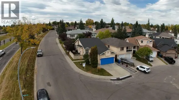 41 Millbank Bay SW, Calgary