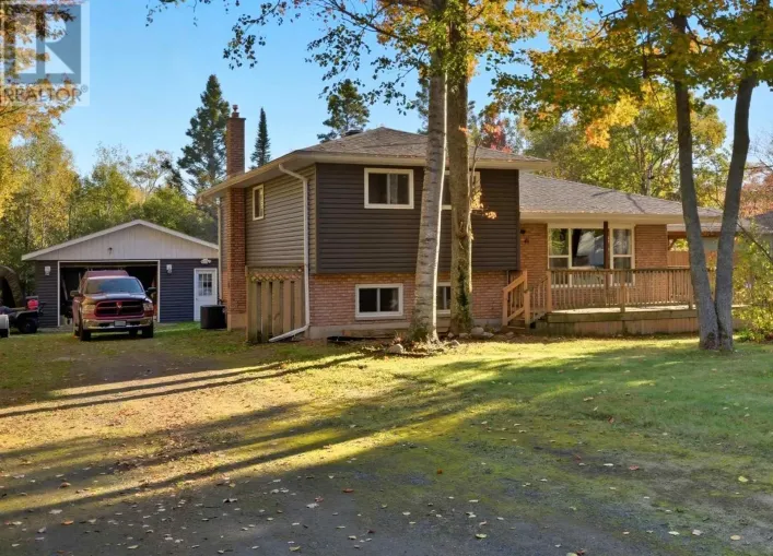 41 Oak RD, Blind River