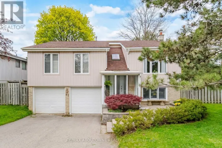 41 PLAINSMAN ROAD, Mississauga