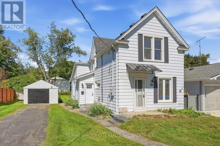 41 PORT ROBINSON ROAD, Pelham