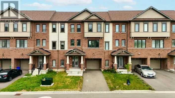 Row / Townhouse for sale: 41 UTTER PLACE, Hamilton