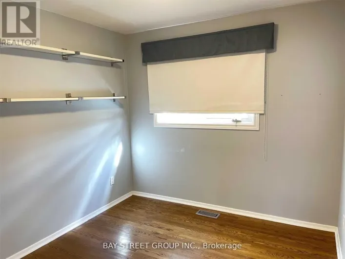 41 WALKERTON DRIVE, Markham