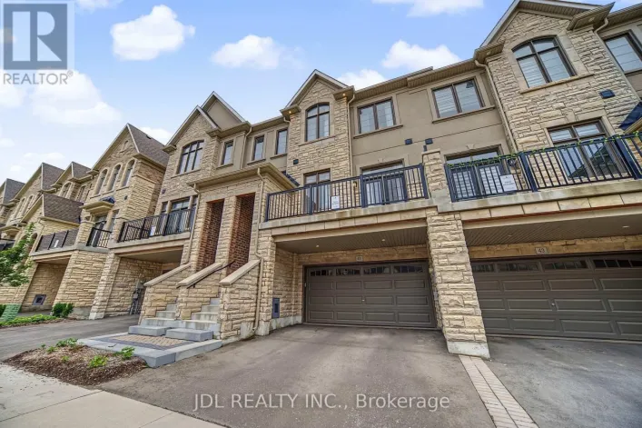 41 WEST VILLAGE LANE, Markham