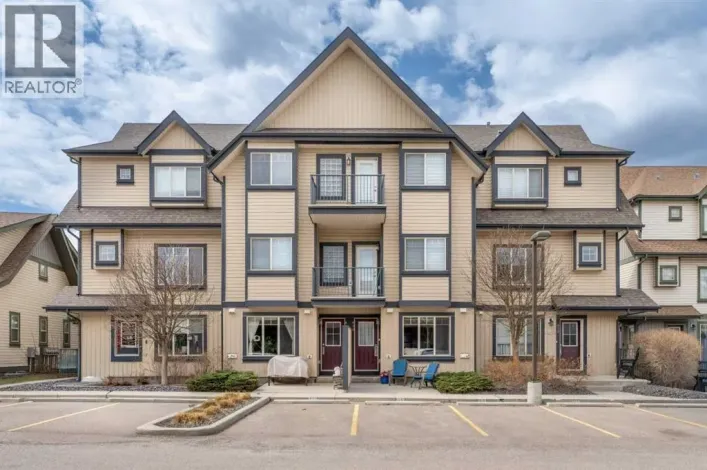 410, 121 Copperpond Common SE, Calgary