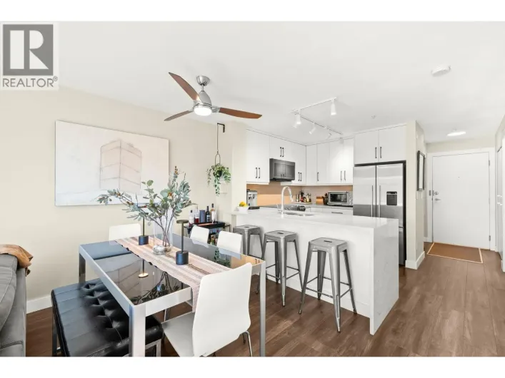 410 124 W 3RD STREET, North Vancouver