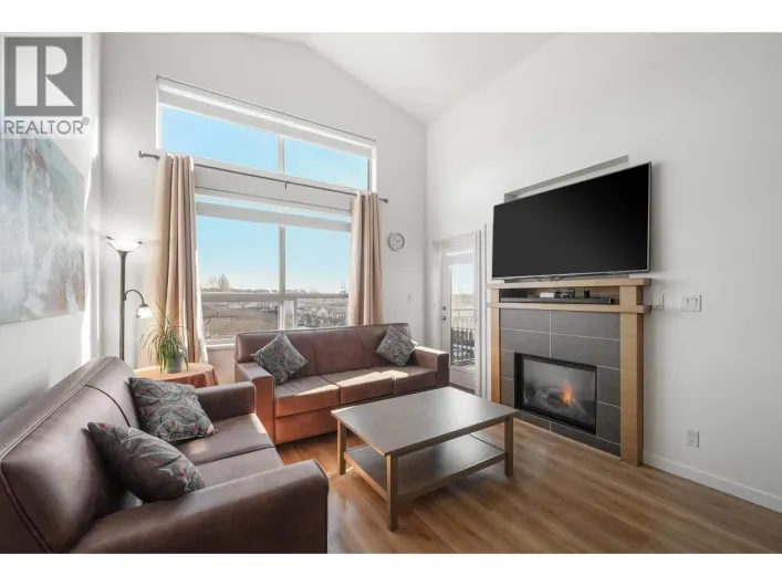 410 288 HAMPTON STREET, New Westminster