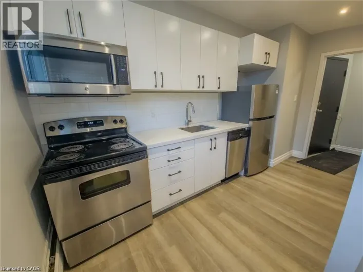410 HAZEL Street Unit# 103, Waterloo