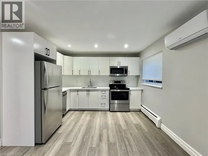 410 HAZEL Street Unit# 204, Waterloo