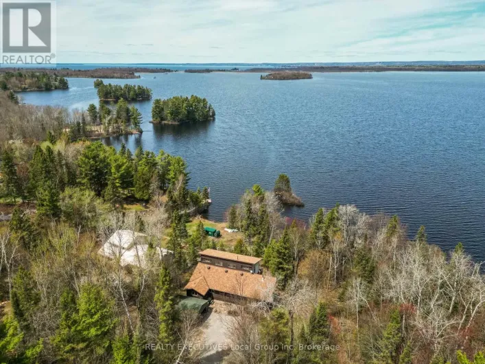 410 PINECREEK CRESCENT, Callander