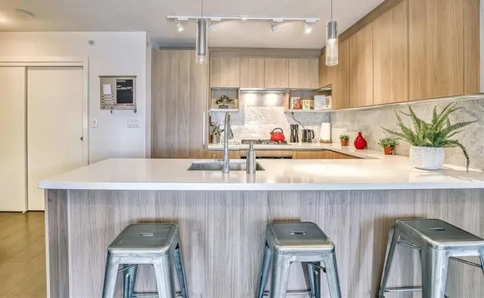 4106 13750 100 AVENUE, Surrey