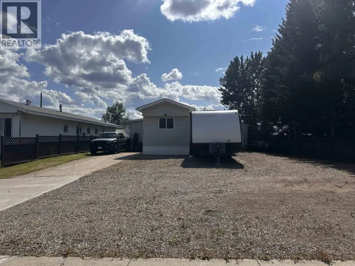 4107 E 53 AVENUE, Fort Nelson