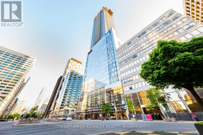 4109 - 488 UNIVERSITY AVENUE, Toronto