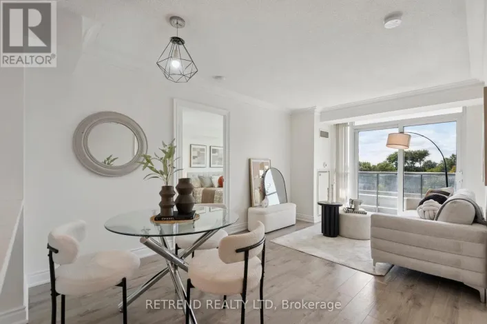 411 - 15 GREENVIEW AVENUE, Toronto