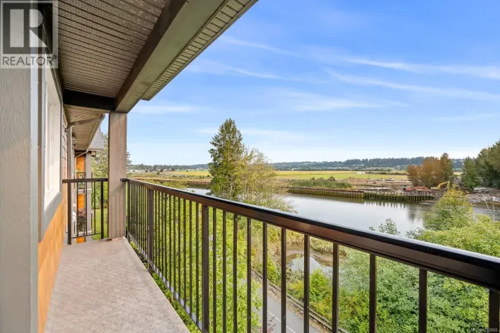 411 1944 Riverside Lane, Courtenay