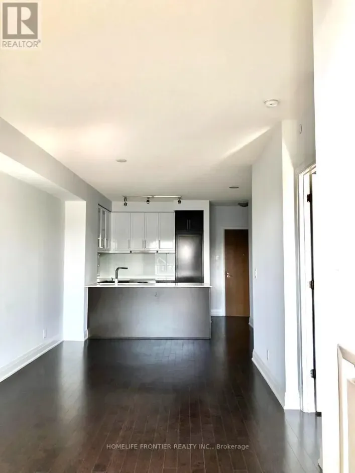 411 - 21 CLAIRTRELL ROAD, Toronto