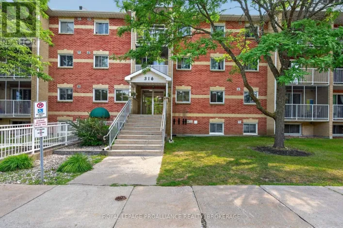 411 - 316 KINGSDALE AVENUE, Kingston