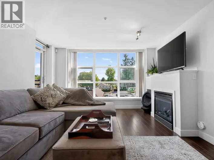 411 3255 SMITH AVENUE, Burnaby
