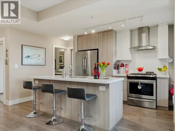 411 3602 ALDERCREST DRIVE, North Vancouver