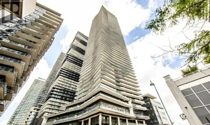 411 - 38 ANNIE CRAIG DRIVE, Toronto