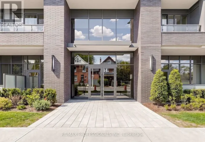 411 - 415 MAIN STREET W, Hamilton