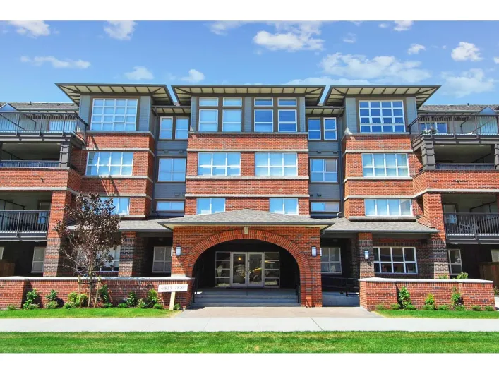 411 6815 188 STREET, Surrey