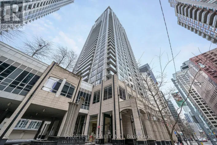 411 - 761 BAY STREET, Toronto